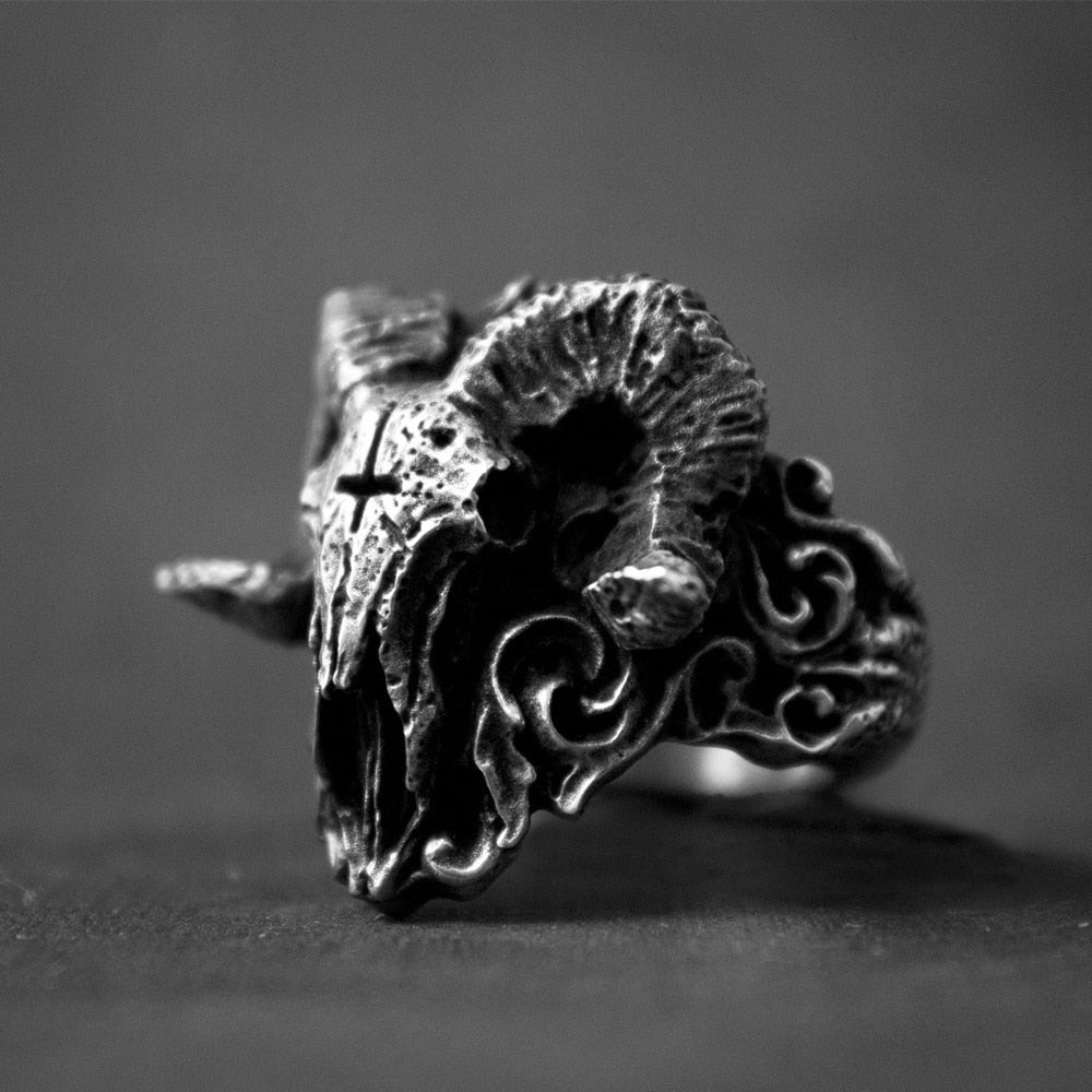 Anillo de calavera de Sorath
