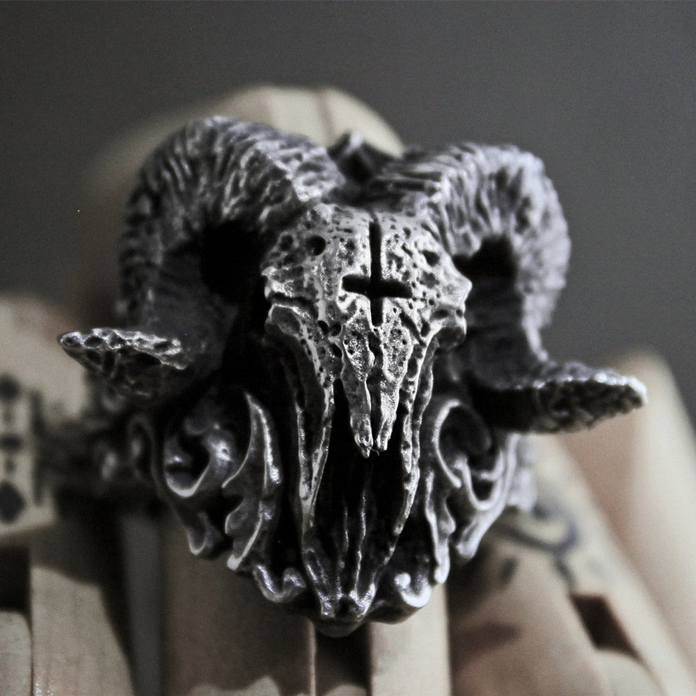 Anillo de calavera de Sorath